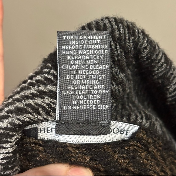 Chelsea & Theodore Wool Poncho Style Mock Neck Short Sleeve Sweater Size Small - Picture 10 of 10